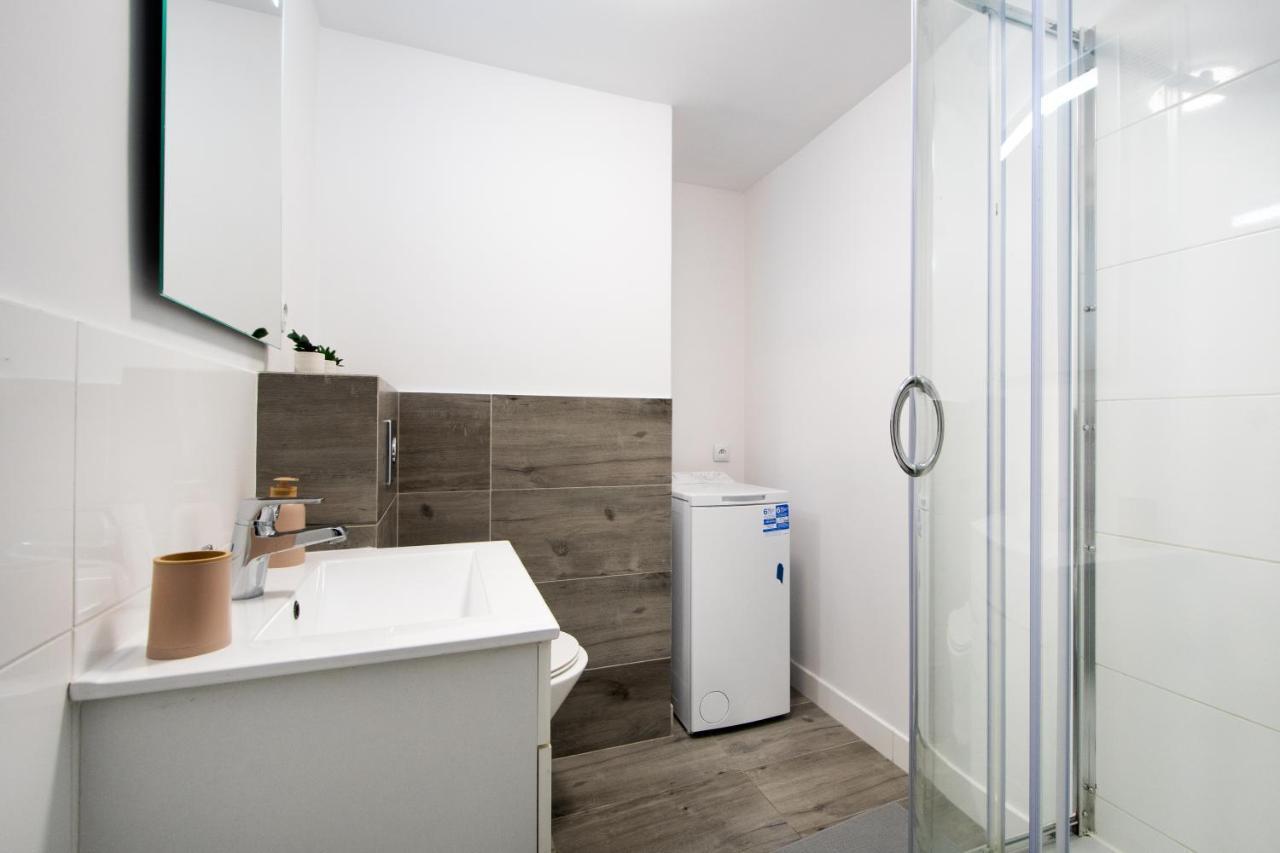 Central Family Apartment Warszawa Eksteriør billede